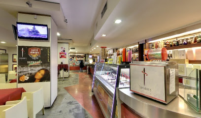 Fernando's Cafè - Bar Gelateria Vineria Pizzeria Foto